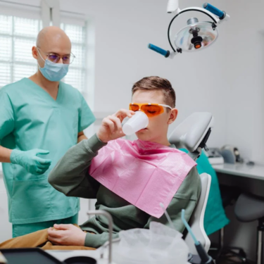 4 Questions To Ask Your Dentist During Your Visit